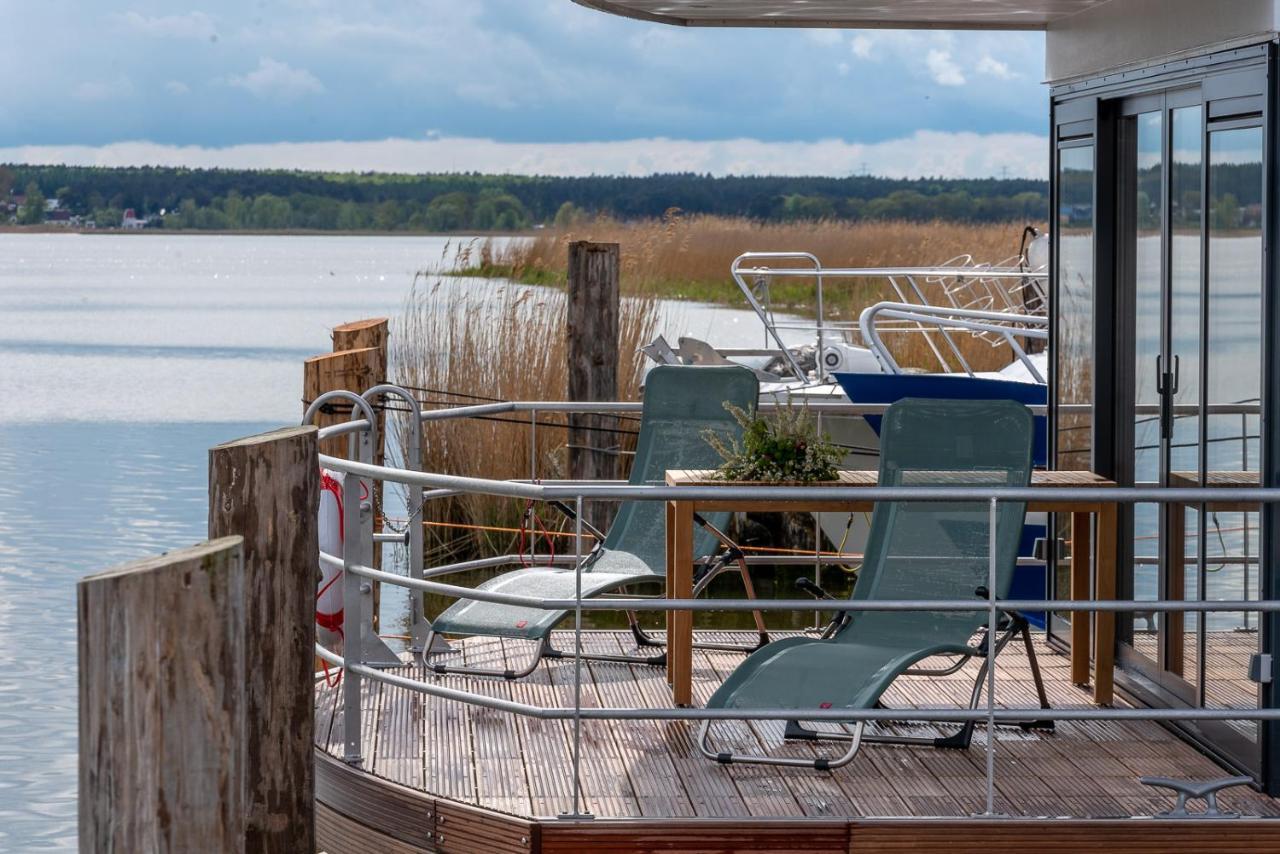 Villa WELL Hausboote mit Shuttle Service zum Strand&Brötchen Service am Morgen&frisch gebackenen Kuchen am Nachmittag Peenemünde Exterior foto
